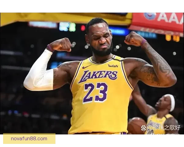 詹姆斯展现无私风采助攻十次球队力争常规赛强势收官